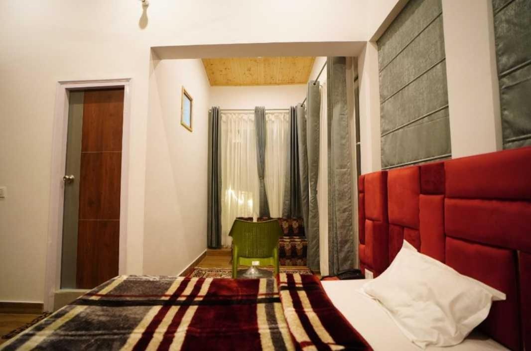 Collection O The Maan Resort Rāmgarh Kültér fotó